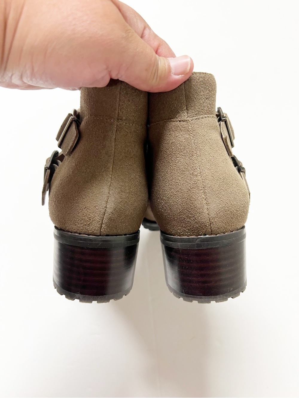 Blondo Womens Taupe Suede Buckle Strap Shanna Ankle Bootie Size 11M - Picture 4 of 8